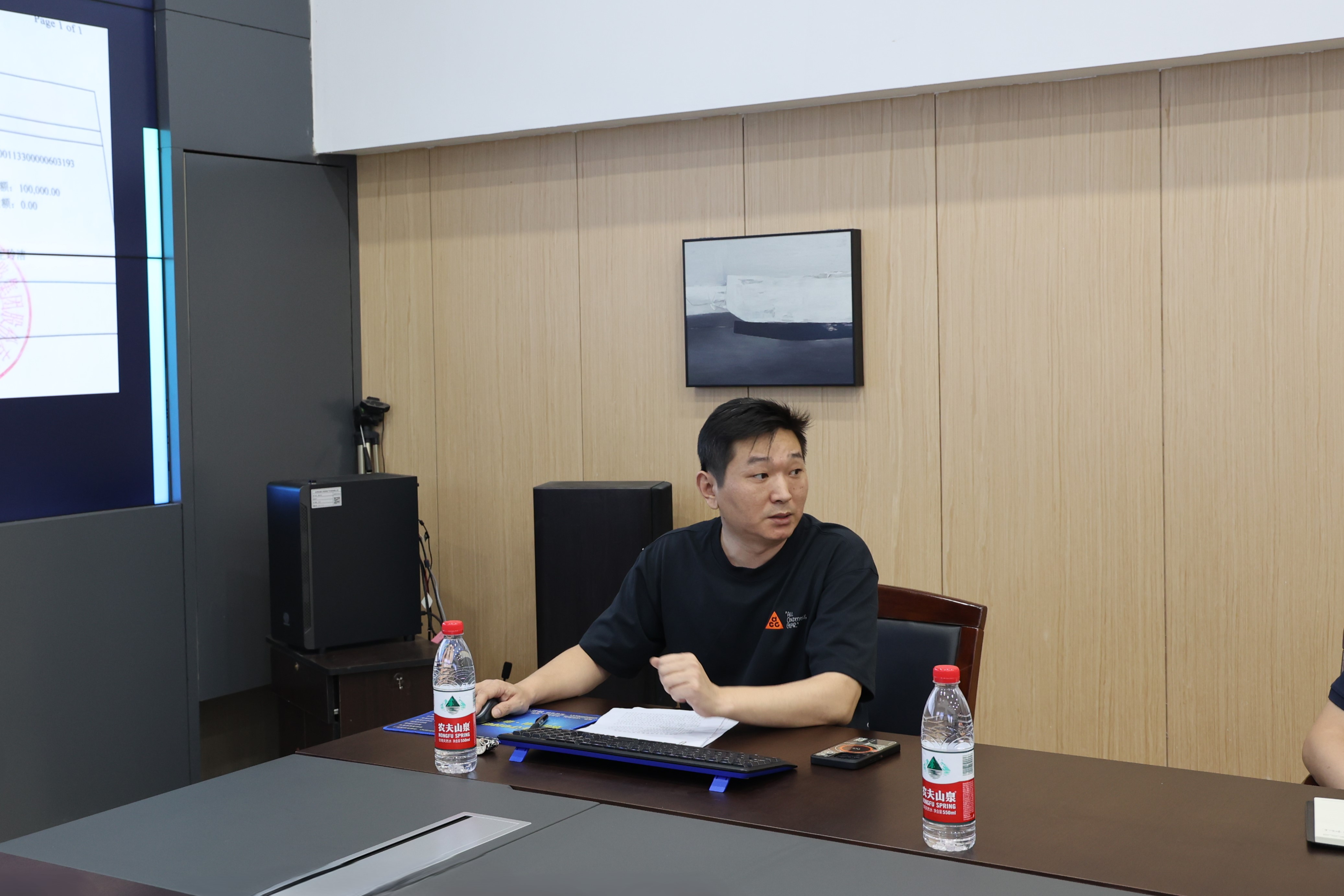 1750914207470912.jpg 公司车队.JPG