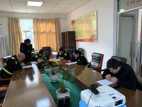 图为考试现场 陈莹摄4_副本.jpg