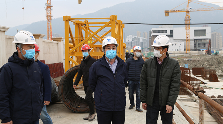 20200227 台州高速集团董事长陈文波检查房产集团防疫及复工情况 张波摄.jpg